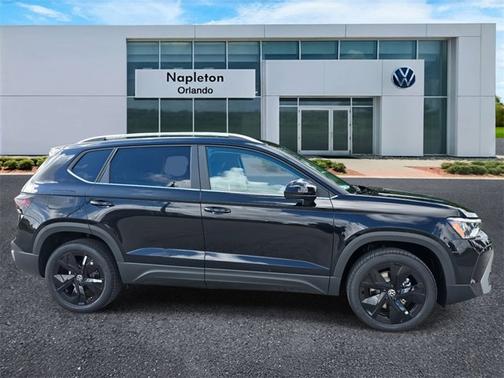 2025 Volkswagen Taos SE