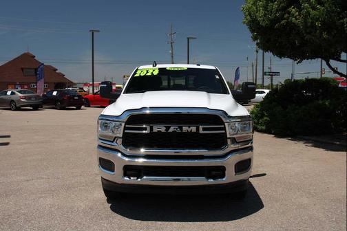 2024 RAM 2500 Tradesman Crew Cab 4x4 6'4' Box