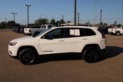 2023 Jeep Cherokee Altitude