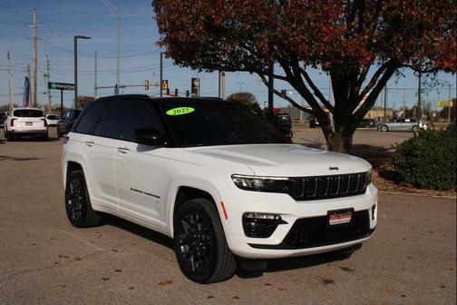 2025 Jeep Grand Cherokee Summit