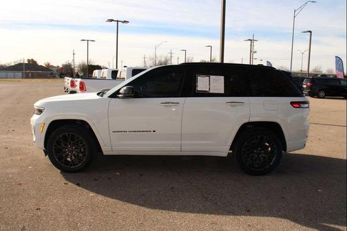 2025 Jeep Grand Cherokee Summit