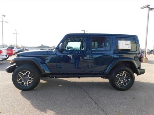 2025 Jeep Wrangler 4-Door Sahara 4x4