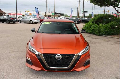 2022 Nissan Altima SR FWD