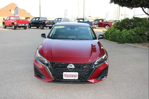 2024 Nissan Altima SR FWD