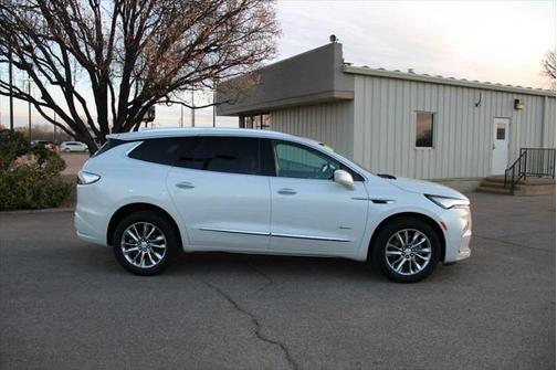 2022 Buick Enclave FWD Avenir
