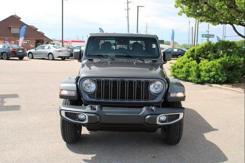 2025 Jeep Gladiator Sport S