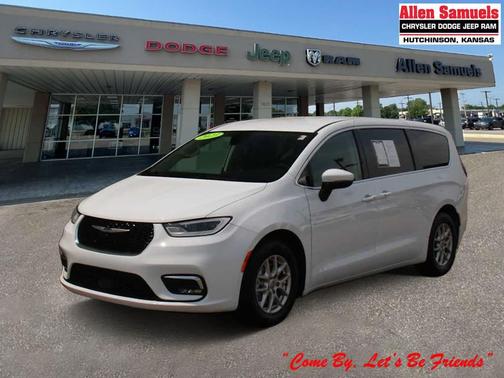 2023 Chrysler Pacifica Touring L
