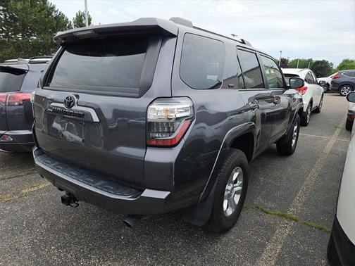 2023 Toyota 4Runner SR5