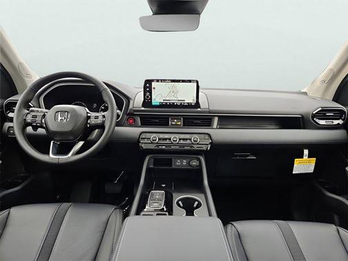 2025 Honda Pilot Touring 8-Passenger