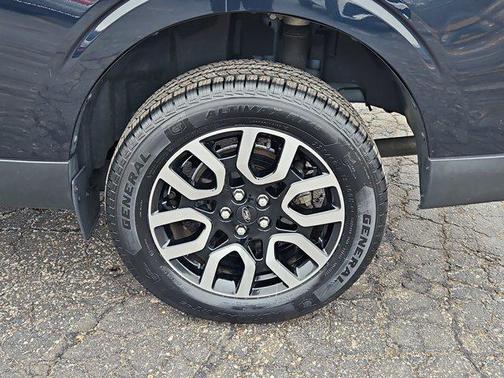 2023 Ford Maverick Lariat