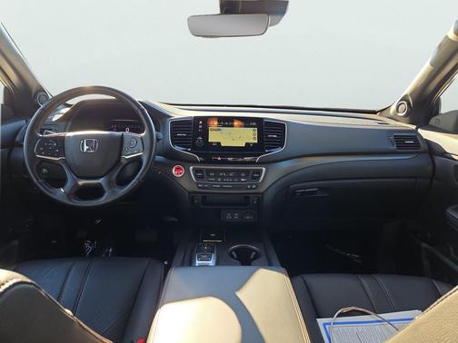 Sonic Gray Pearl 2024 Honda Passport AWD TrailSport