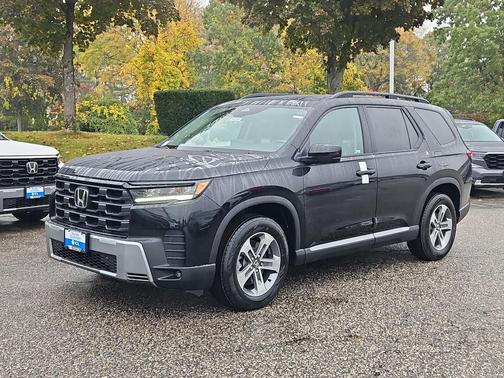 Crystal Black Pearl 2026 Honda Pilot EX-L