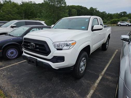 2022 Toyota Tacoma SR