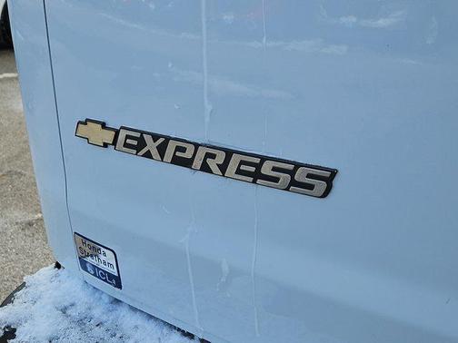 2023 Chevrolet Express 2500 RWD 2500 Regular Wheelbase WT