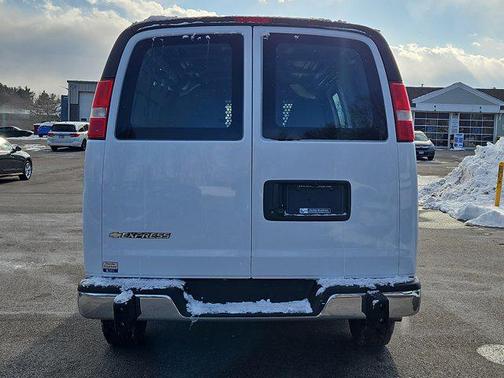 2023 Chevrolet Express 2500 RWD 2500 Regular Wheelbase WT