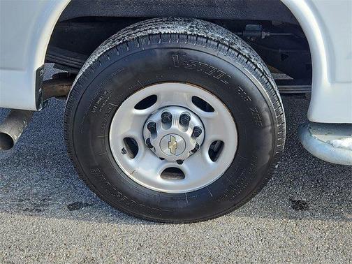 2023 Chevrolet Express 2500 RWD 2500 Regular Wheelbase WT