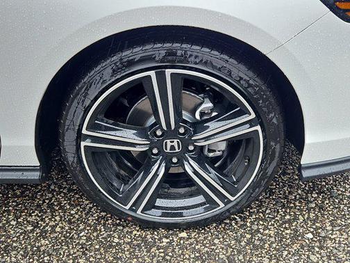 Platinum White Pearl 2026 Honda Accord SE