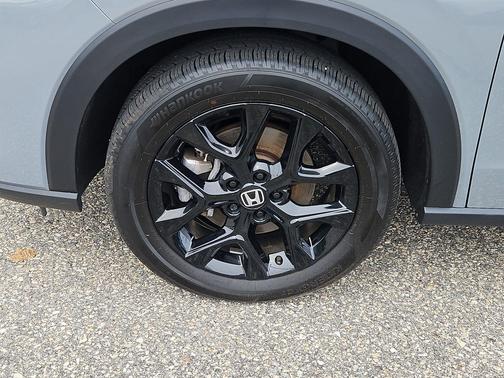 Urban Gray Pearl 2024 Honda HR-V AWD Sport