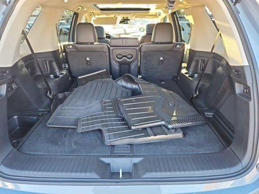 2024 Honda Pilot Touring 8-Passenger