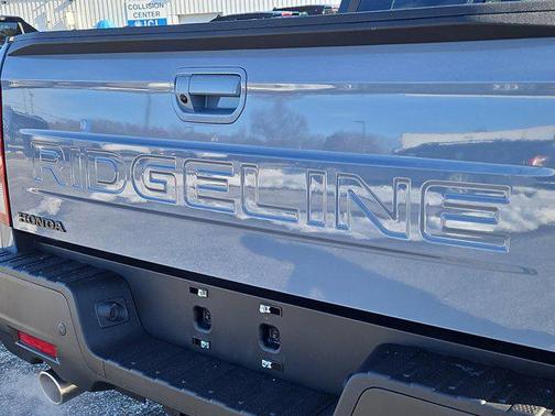 Sonic Gray Pearl 2026 Honda Ridgeline Black