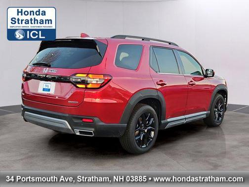 2025 Honda Pilot Touring 8-Passenger