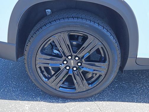 Summit White 2026 GMC Acadia Elevation AWD