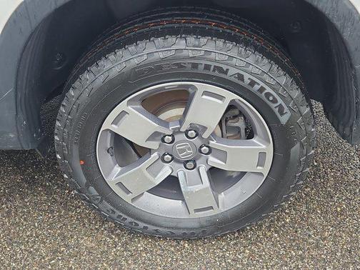 Platinum White Pearl 2024 Honda Ridgeline RTL
