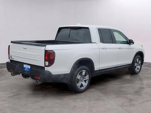 Platinum White Pearl 2024 Honda Ridgeline RTL