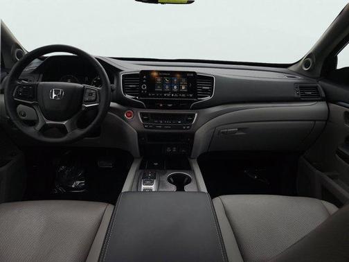 Platinum White Pearl 2024 Honda Ridgeline RTL