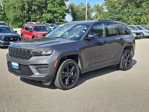 2023 Jeep Grand Cherokee Altitude