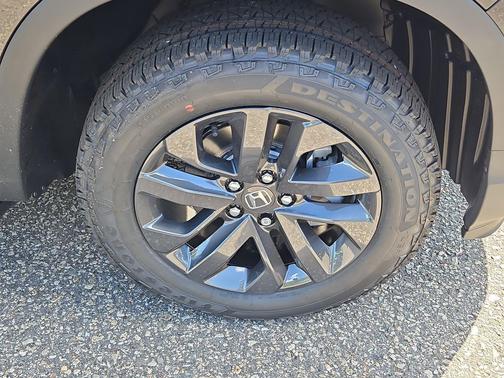 Crystal Black Pearl 2026 Honda Ridgeline Sport