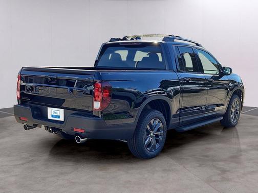 Crystal Black Pearl 2026 Honda Ridgeline Sport
