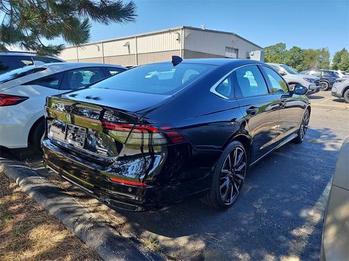 2024 Honda Accord Hybrid Touring