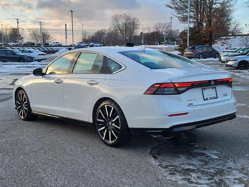 2023 Honda Accord Hybrid Touring