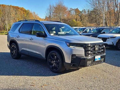 Solar Silver Metallic 2026 Honda Pilot Black Edition
