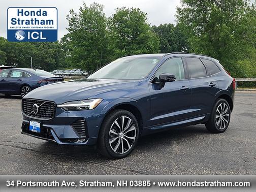 Denim Blue Metallic 2024 Volvo XC60 B5 Plus Dark Theme