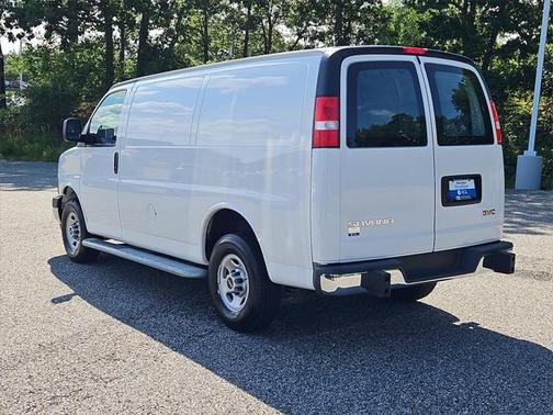 2023 GMC Savana 2500 Work Van