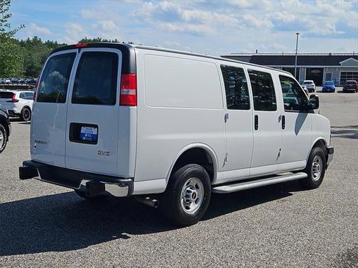 2023 GMC Savana 2500 Work Van