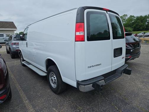 2023 GMC Savana 2500 Work Van