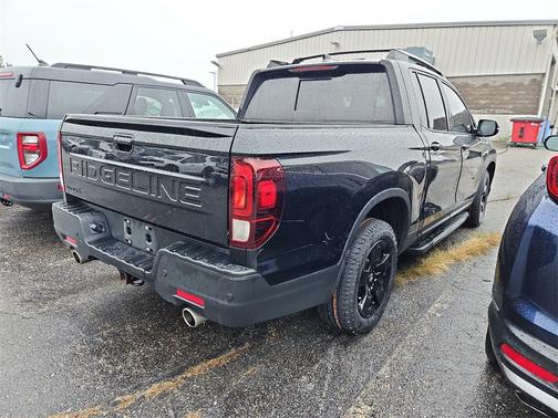 2024 Honda Ridgeline Black