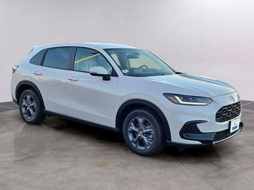 Platinum White Pearl 2026 Honda HR-V LX