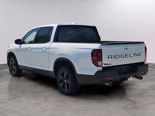 2025 Honda Ridgeline Black