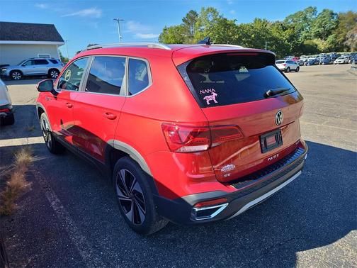 2024 Volkswagen Taos 1.5T SE