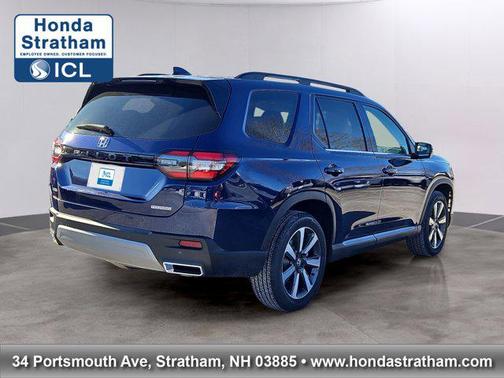 2025 Honda Pilot Touring 8-Passenger