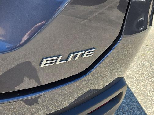 Modern Steel Metallic 2023 Honda Pilot AWD Elite