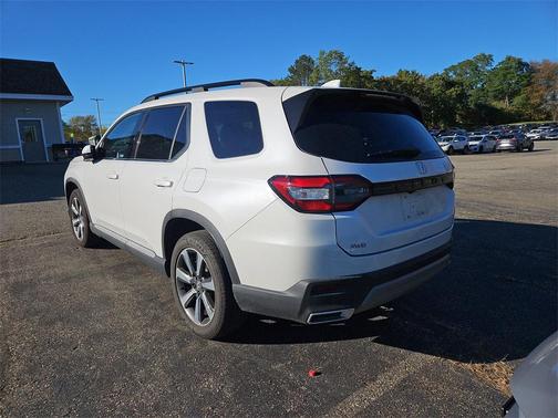 2023 Honda Pilot AWD Elite