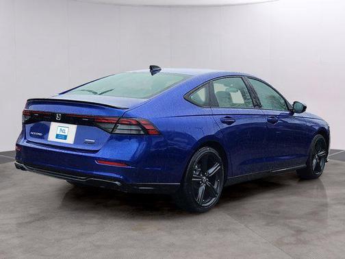 Still Night Pearl 2025 Honda Accord Hybrid Sport-L