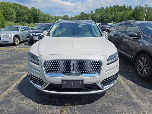2019 Lincoln Nautilus Reserve