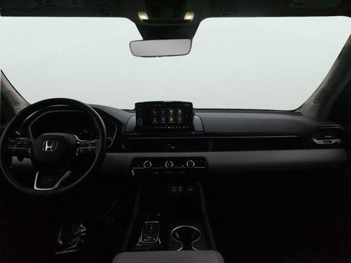 Lunar Silver Metallic 2023 Honda Pilot AWD Elite