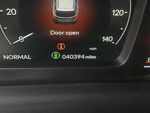 Lunar Silver Metallic 2023 Honda Pilot AWD Elite
